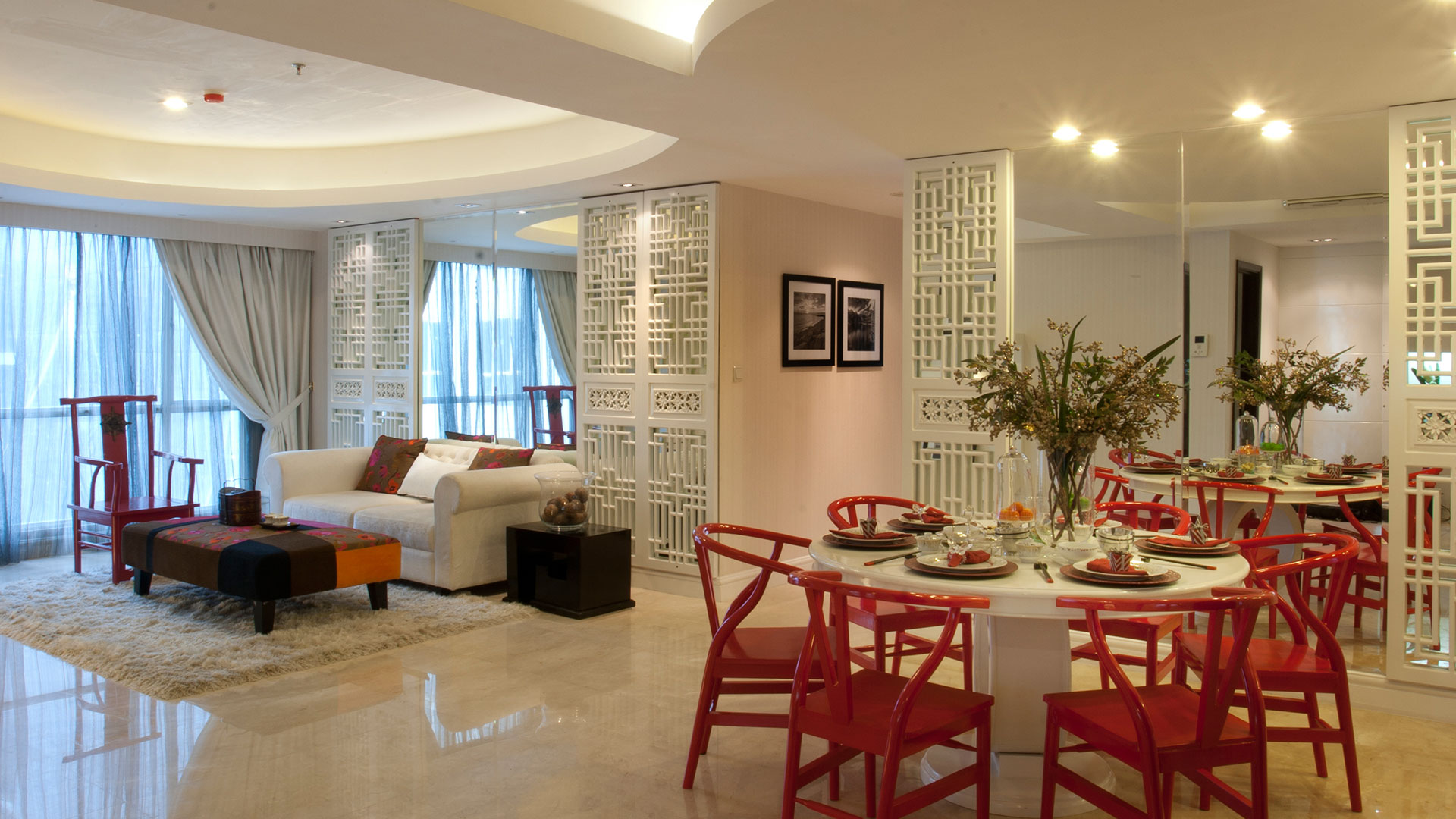 \App\Helpers\getUpload($galleryId)->alt