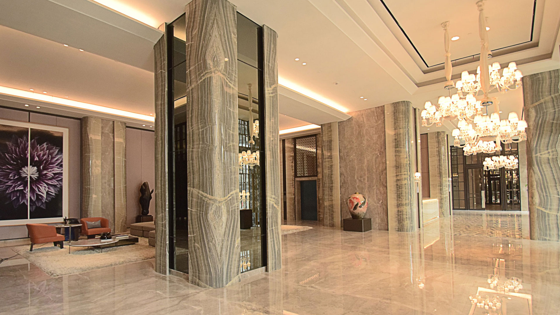 \App\Helpers\getUpload($galleryId)->alt