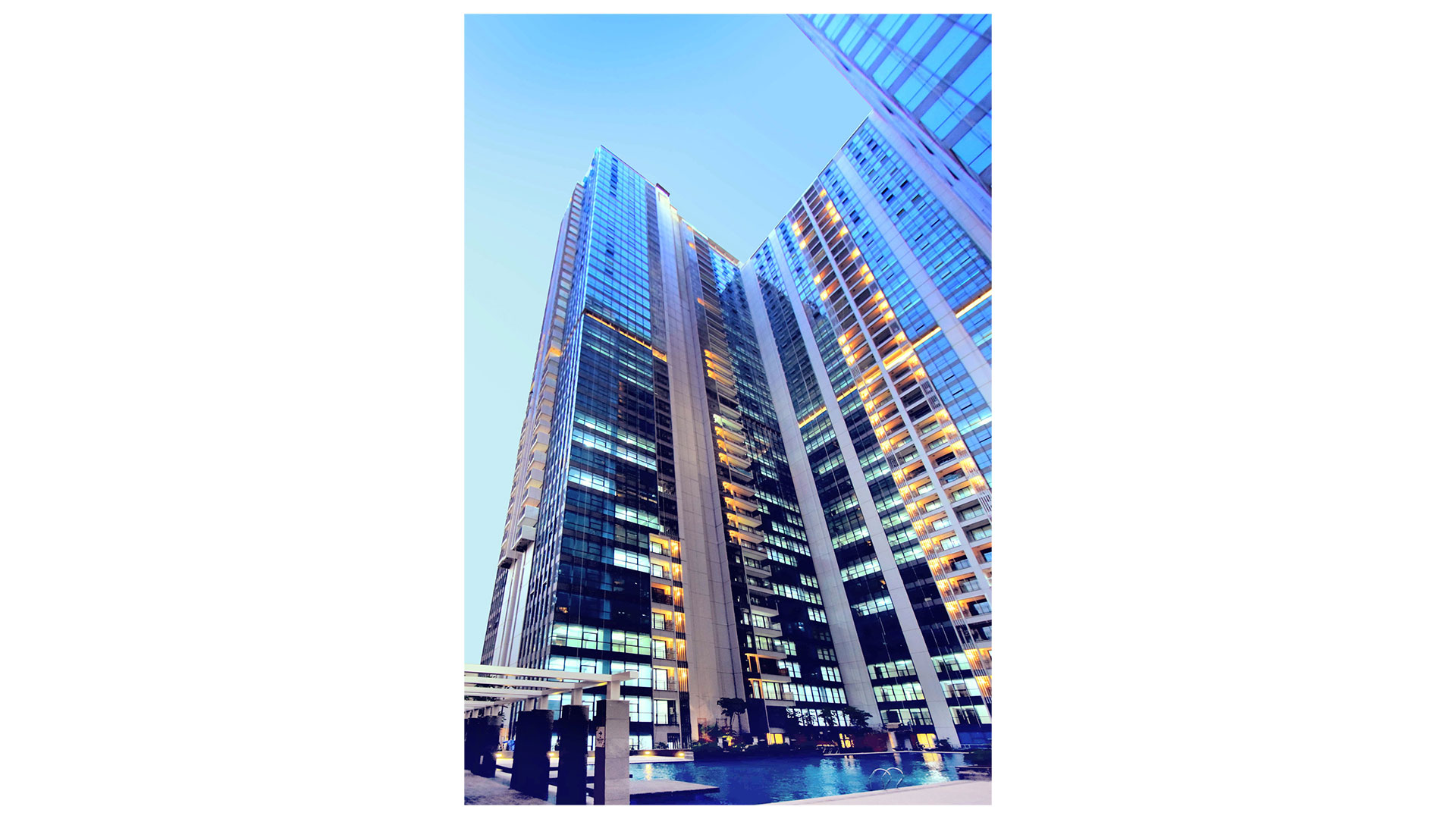 \App\Helpers\getUpload($galleryId)->alt