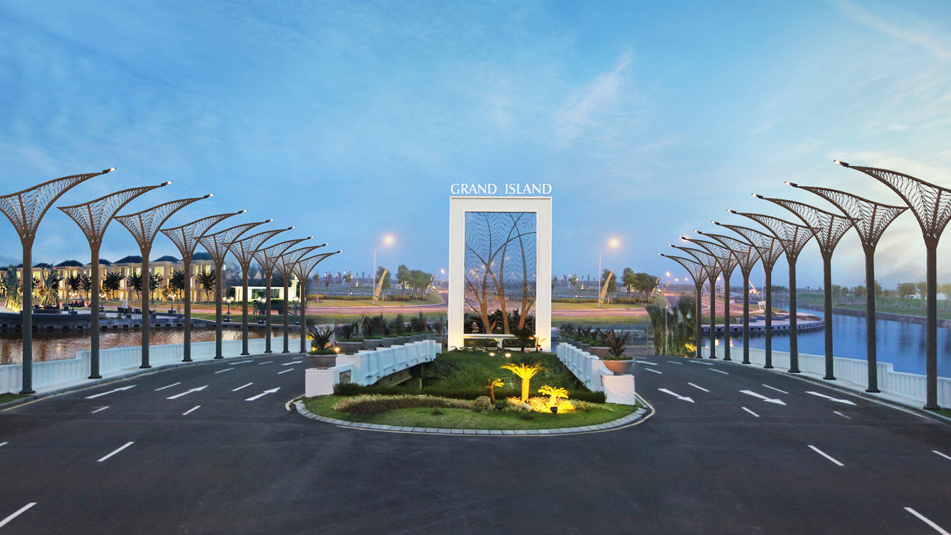 \App\Helpers\getUpload($galleryId)->alt