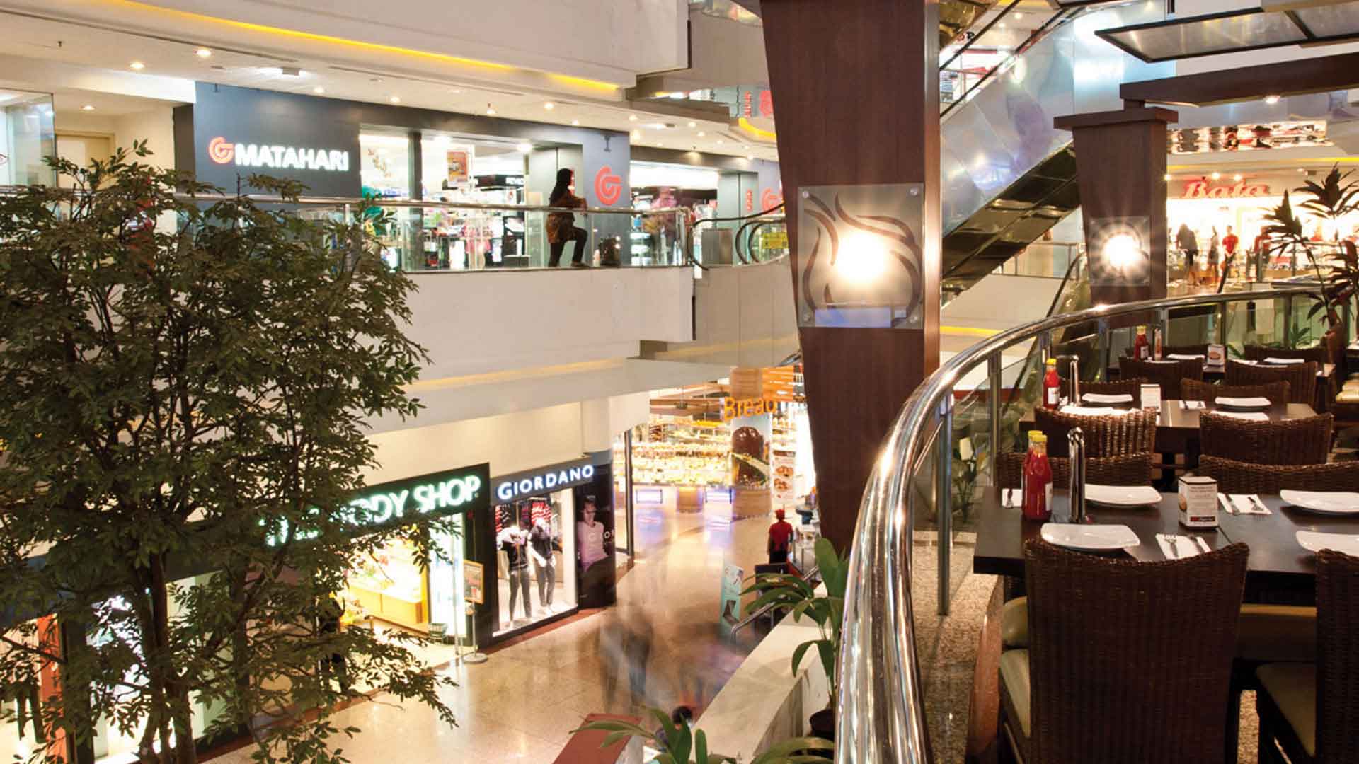 \App\Helpers\getUpload($galleryId)->alt