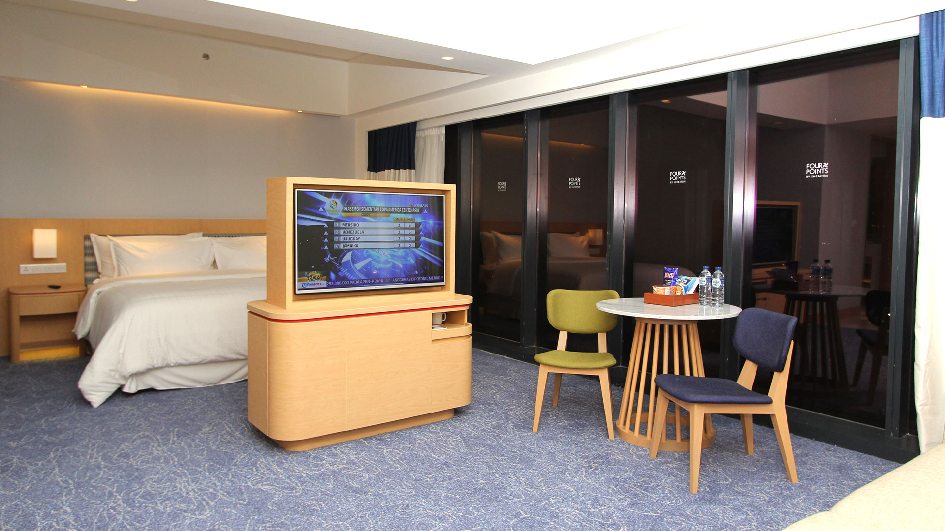 \App\Helpers\getUpload($galleryId)->alt