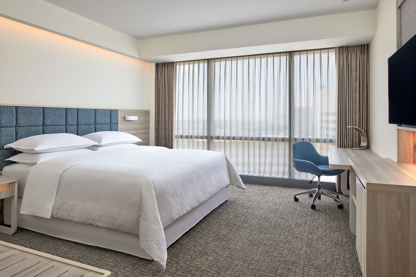 \App\Helpers\getUpload($galleryId)->alt