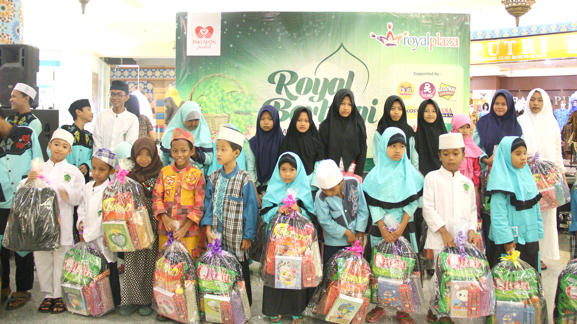 pjcsr-18-royal-plaza-berbagi-3-