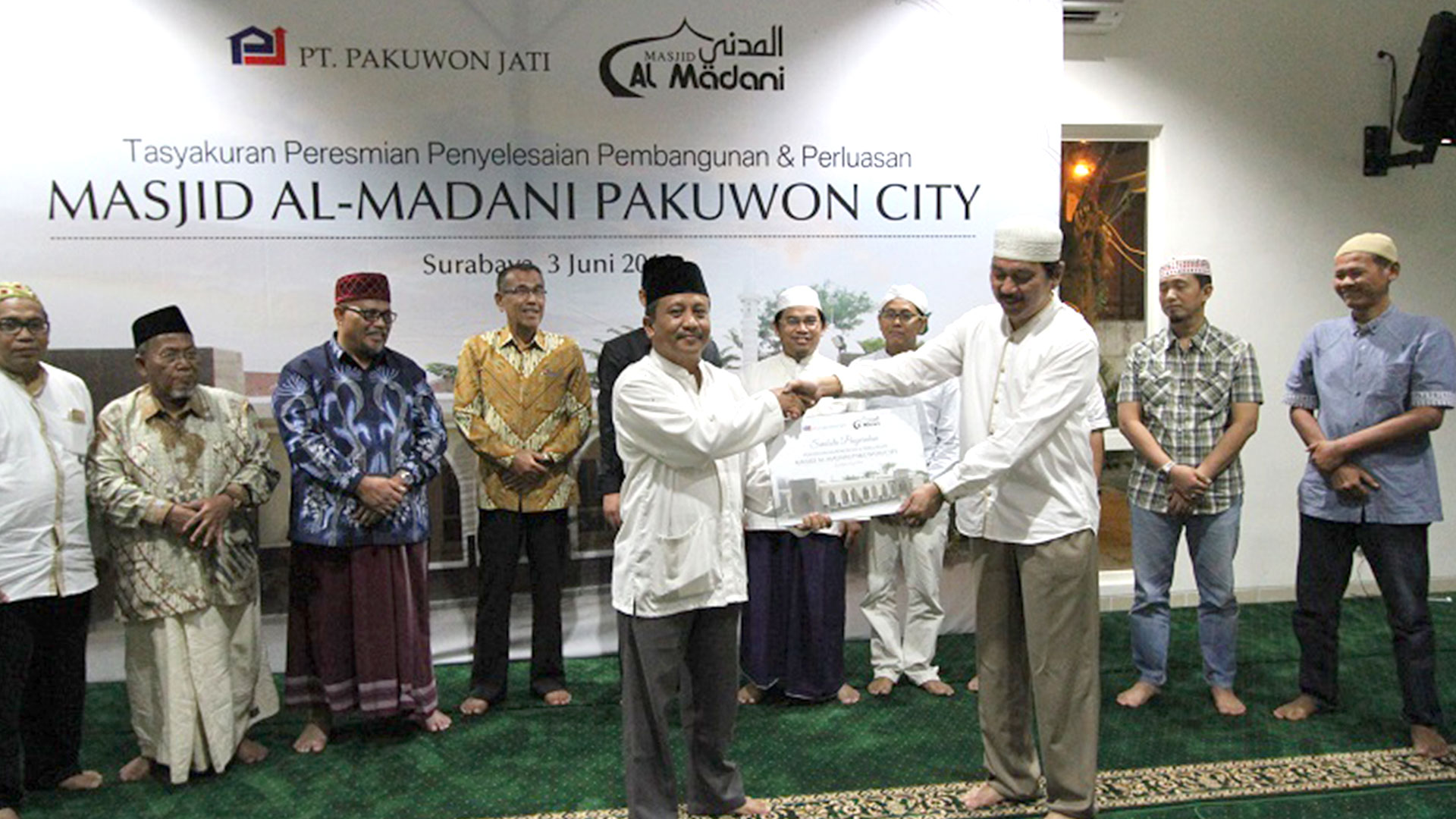 1-2016-pembangunanmasjidalmadanipakuwoncity