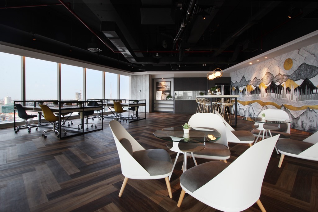 \App\Helpers\getUpload($galleryId)->alt