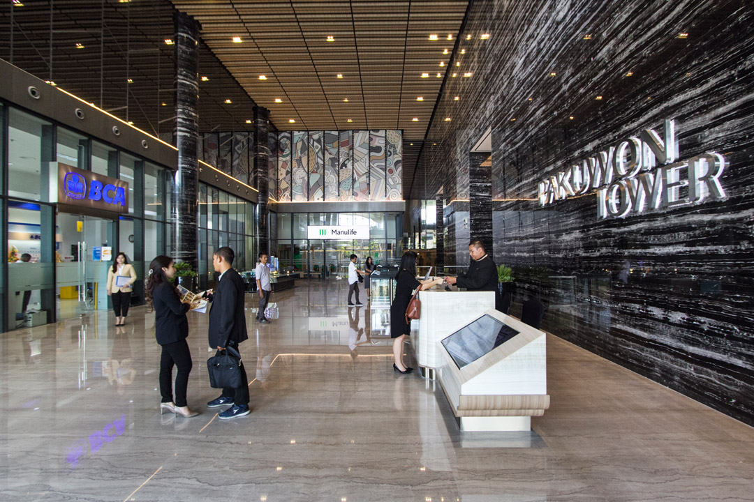 \App\Helpers\getUpload($galleryId)->alt