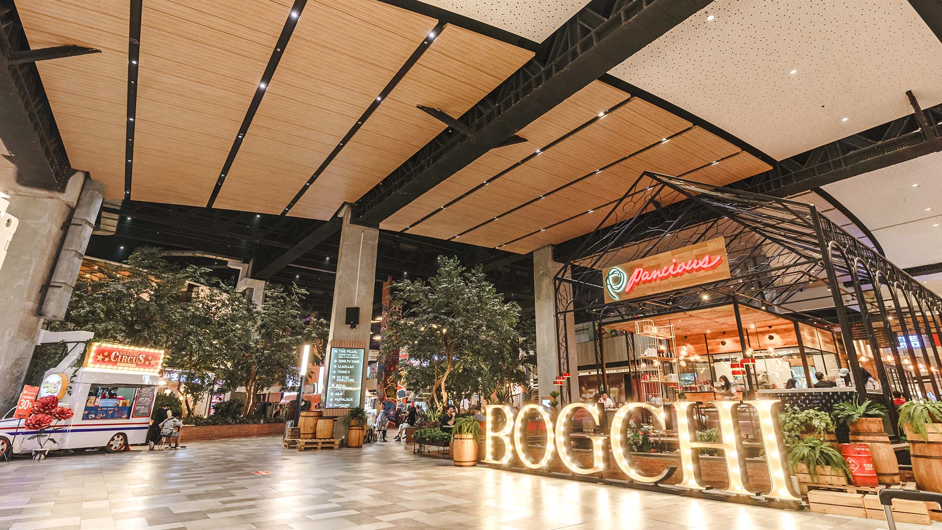 \App\Helpers\getUpload($galleryId)->alt