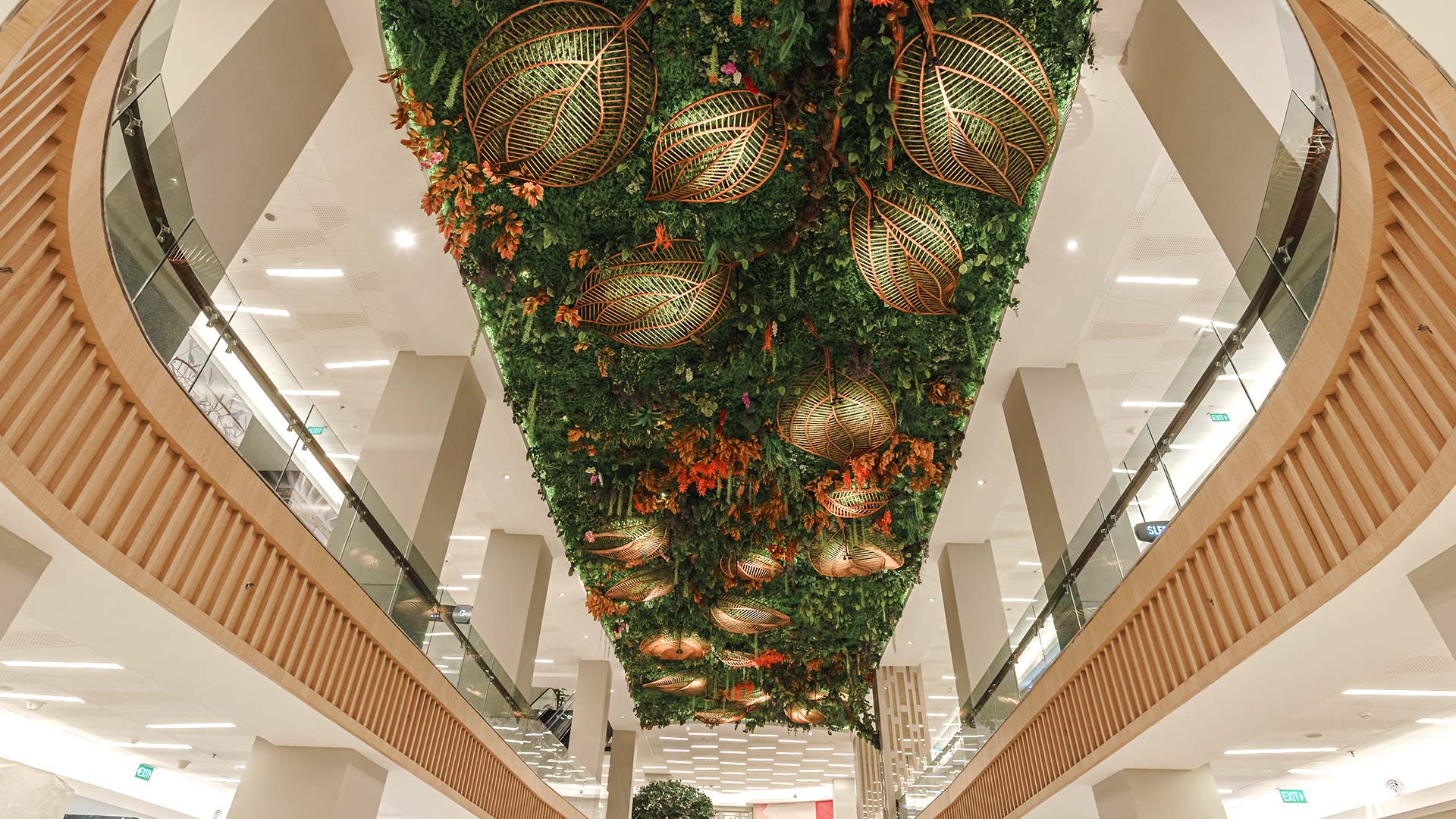 \App\Helpers\getUpload($galleryId)->alt