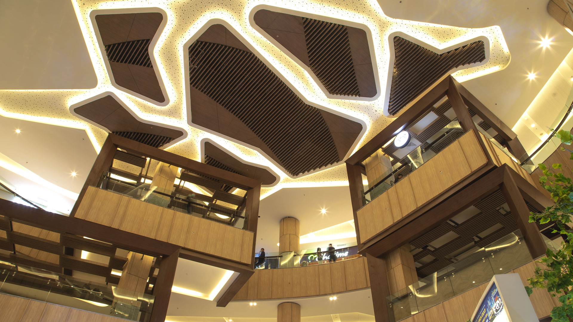 \App\Helpers\getUpload($galleryId)->alt