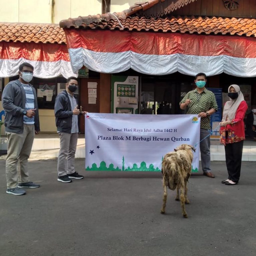 \App\Helpers\getUpload($galleryId)->alt