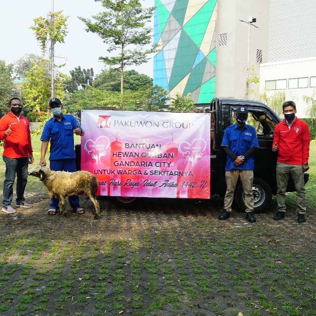 \App\Helpers\getUpload($galleryId)->alt