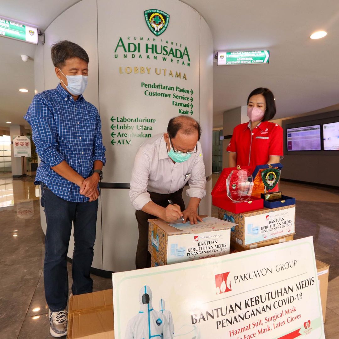 \App\Helpers\getUpload($galleryId)->alt