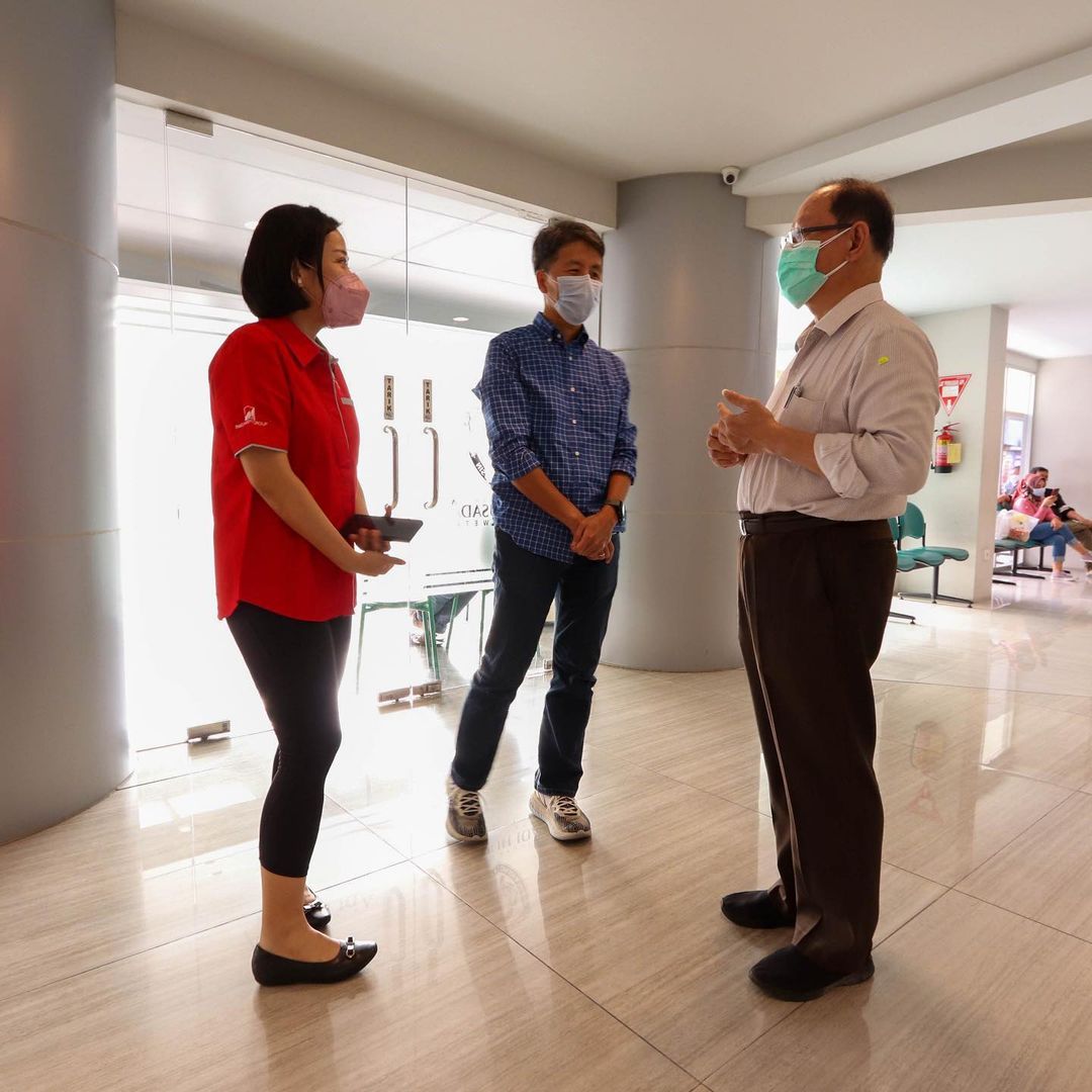 \App\Helpers\getUpload($galleryId)->alt