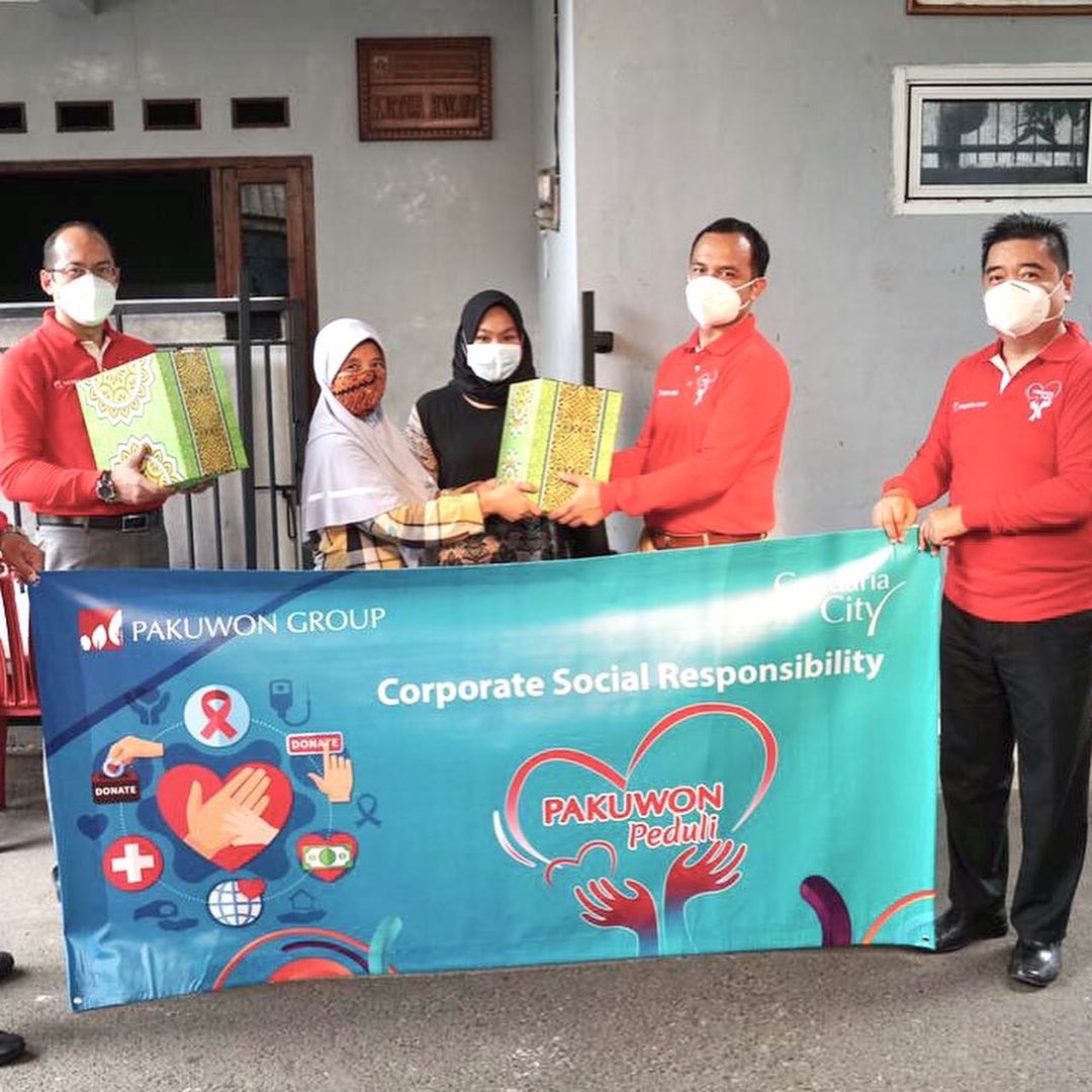 \App\Helpers\getUpload($galleryId)->alt