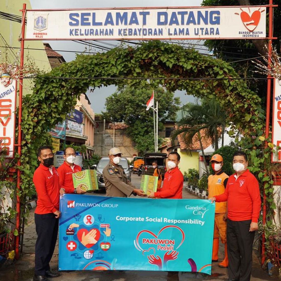 \App\Helpers\getUpload($galleryId)->alt