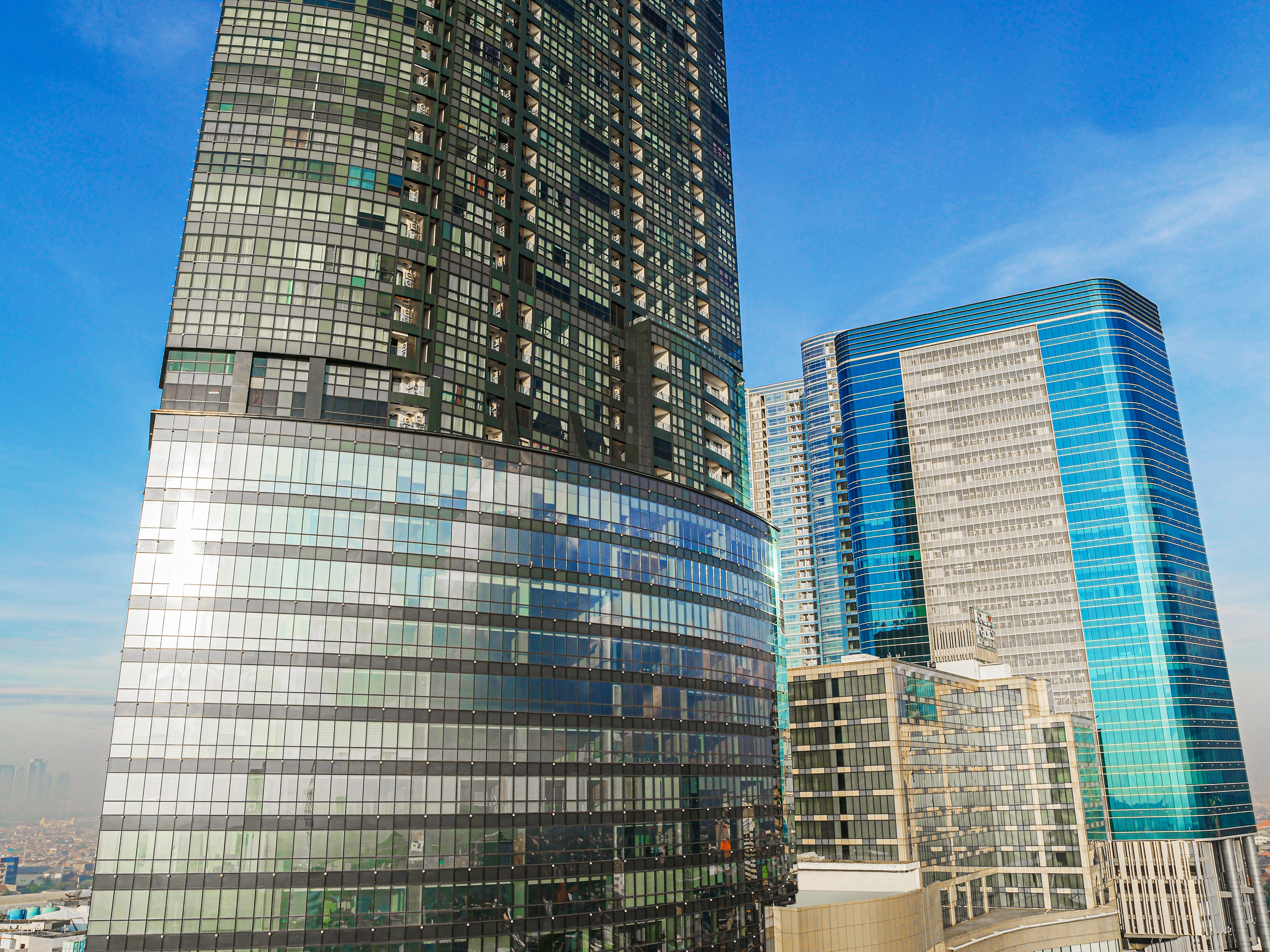 \App\Helpers\getUpload($galleryId)->alt