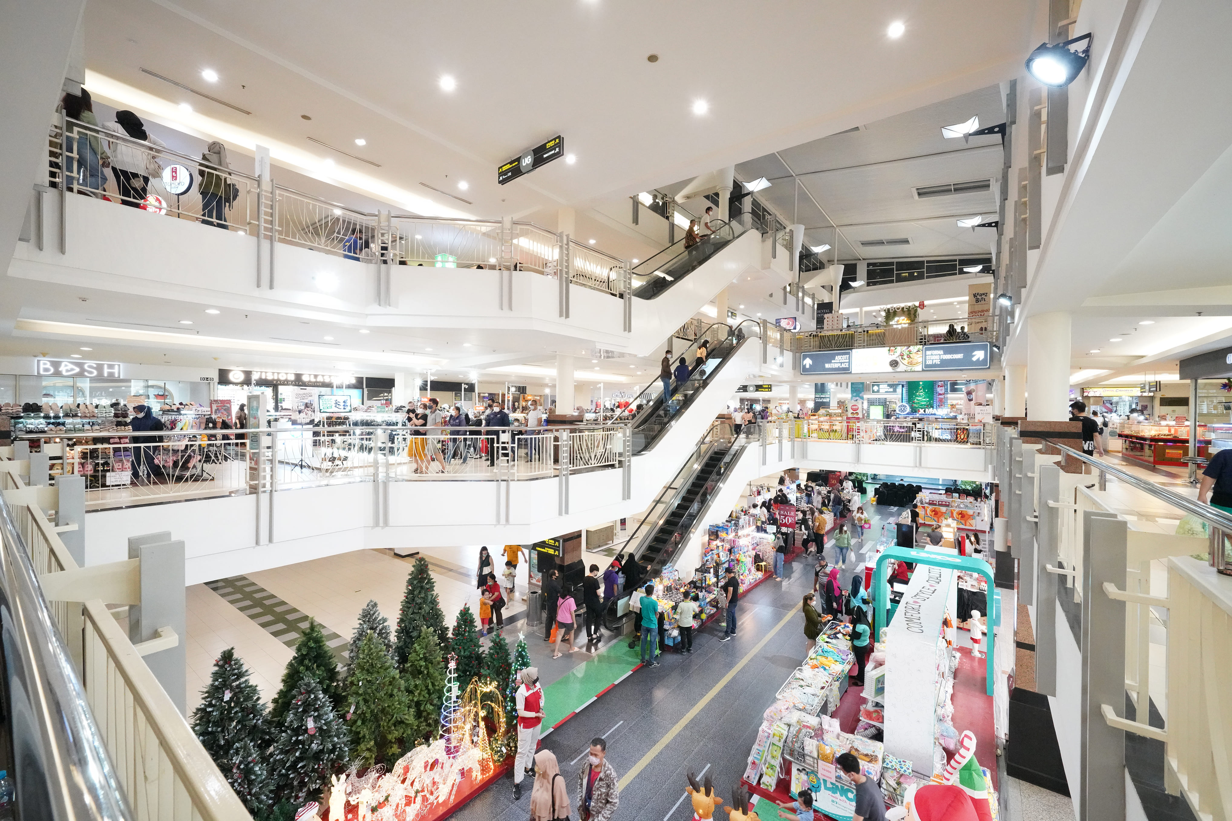 \App\Helpers\getUpload($galleryId)->alt