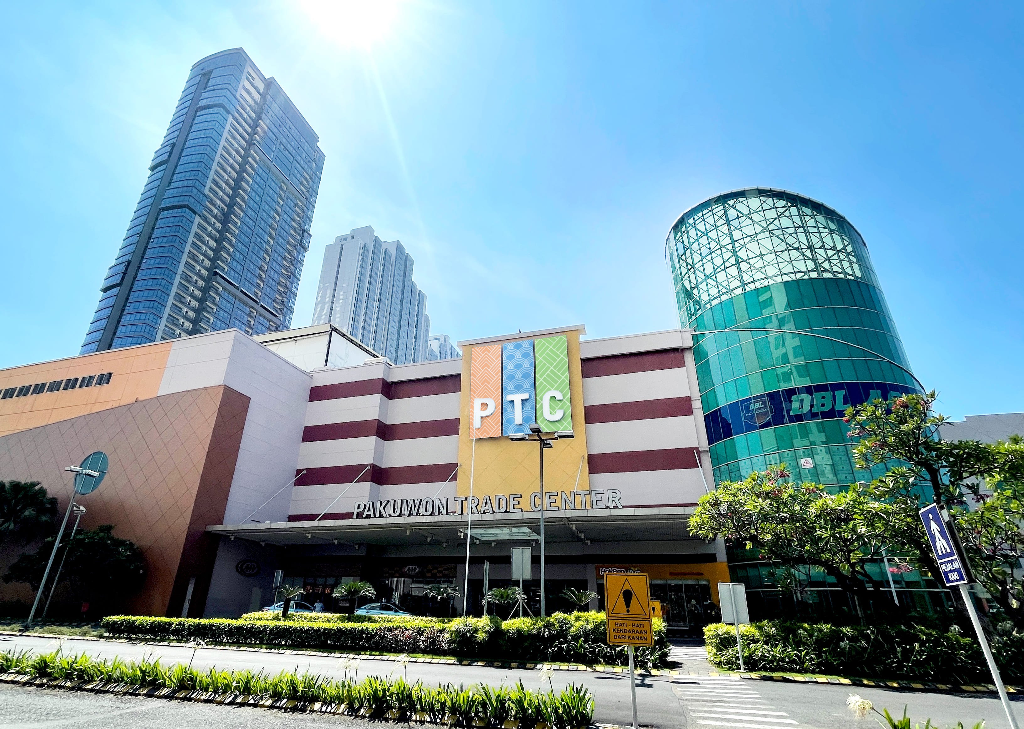 pakuwon-group-40th-ptc