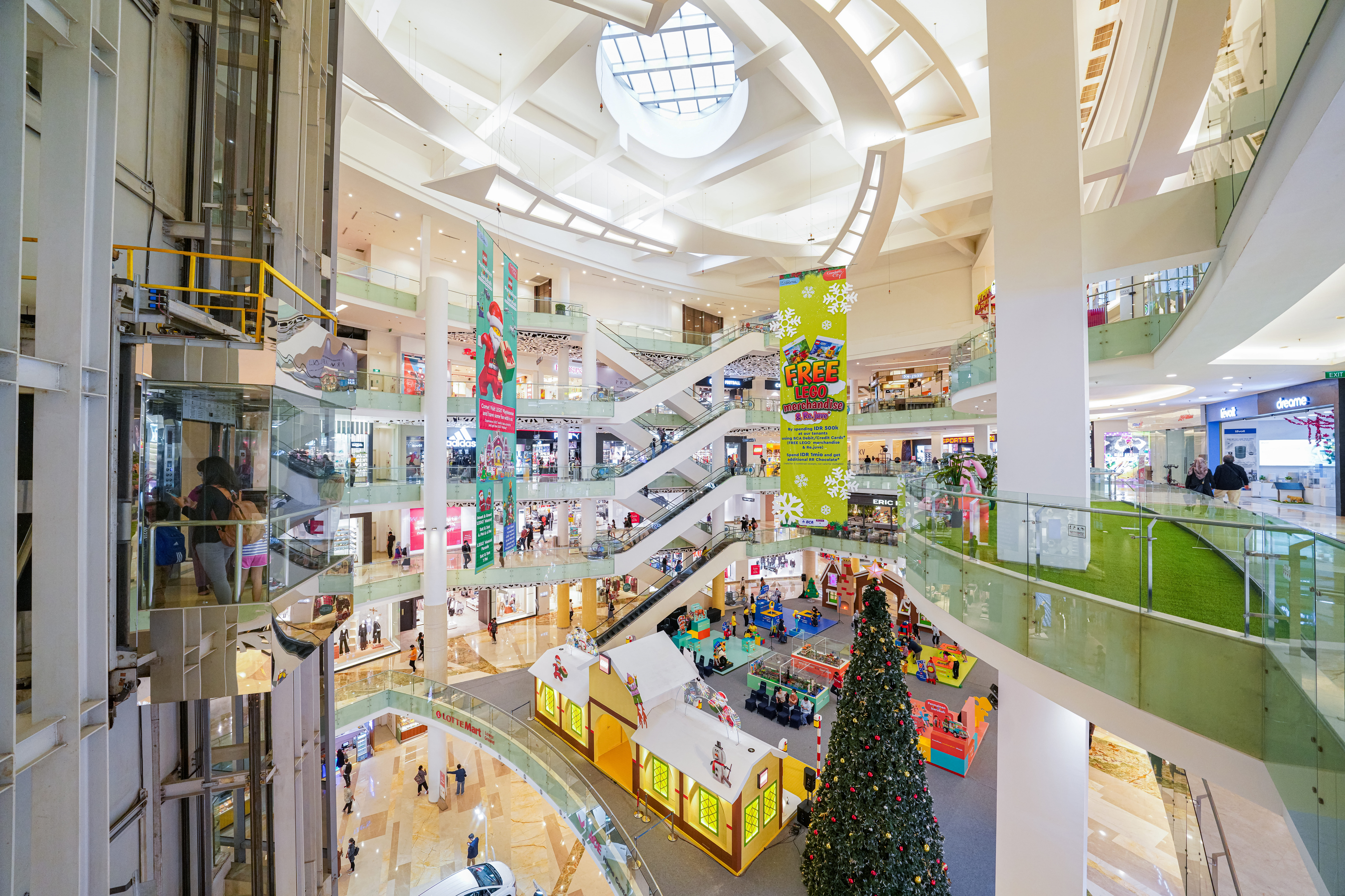 \App\Helpers\getUpload($galleryId)->alt