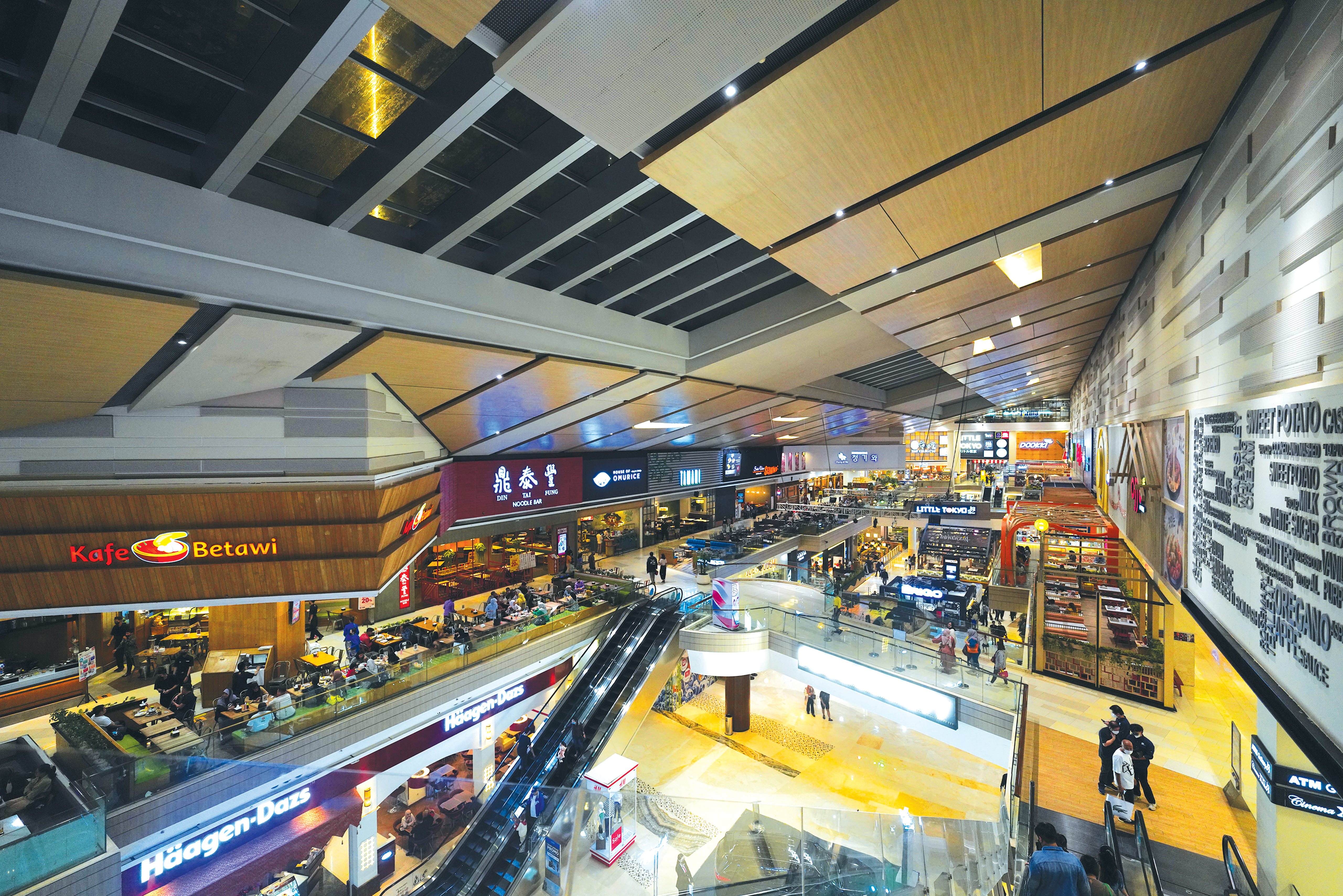 \App\Helpers\getUpload($galleryId)->alt