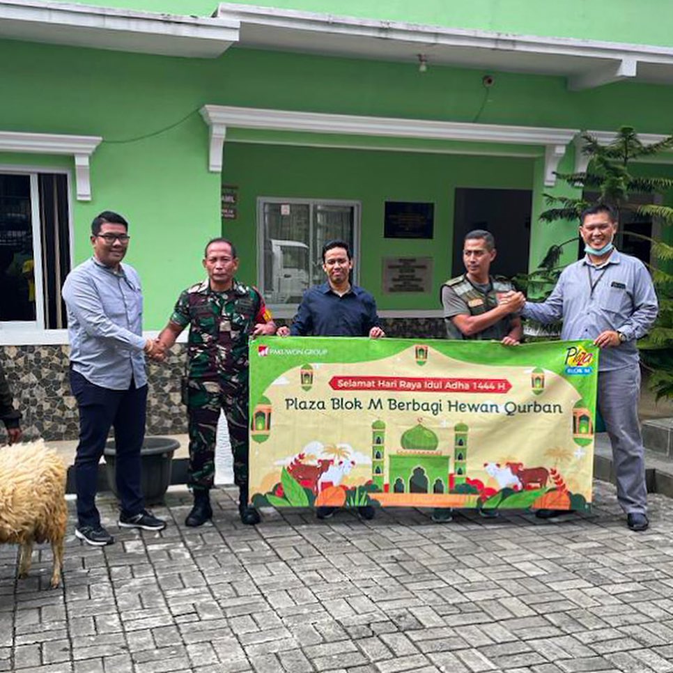 \App\Helpers\getUpload($galleryId)->alt