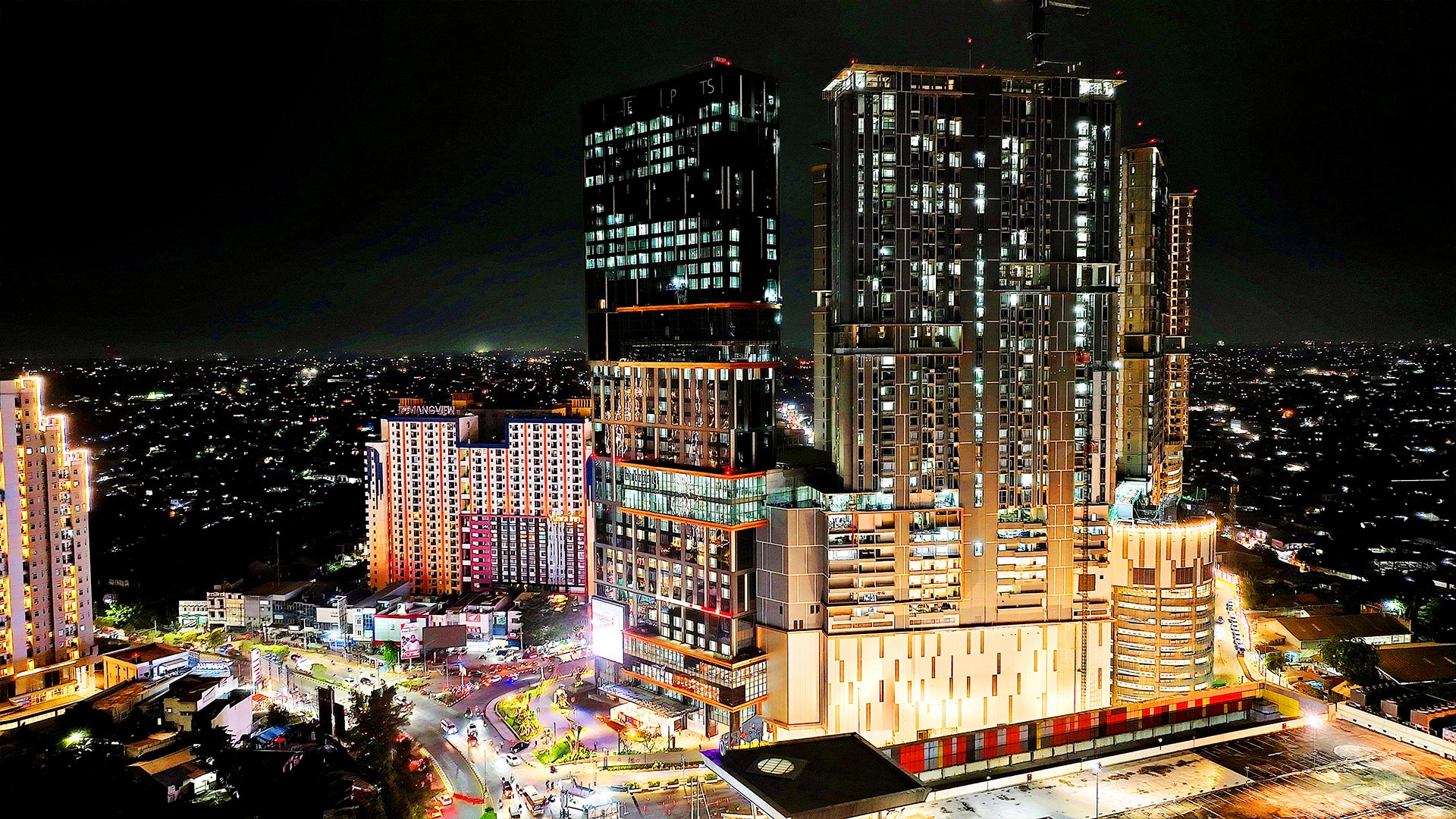 \App\Helpers\getUpload($galleryId)->alt