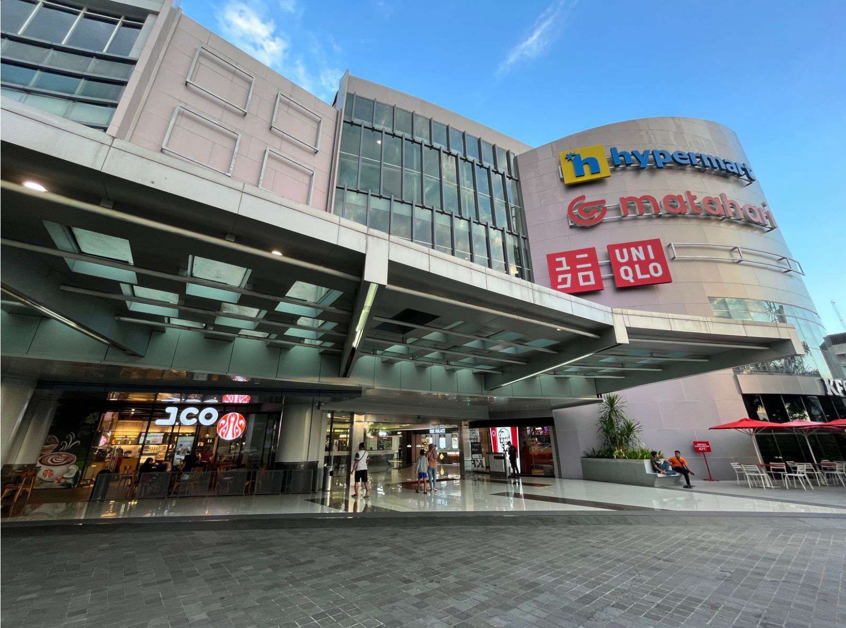 \App\Helpers\getUpload($galleryId)->alt