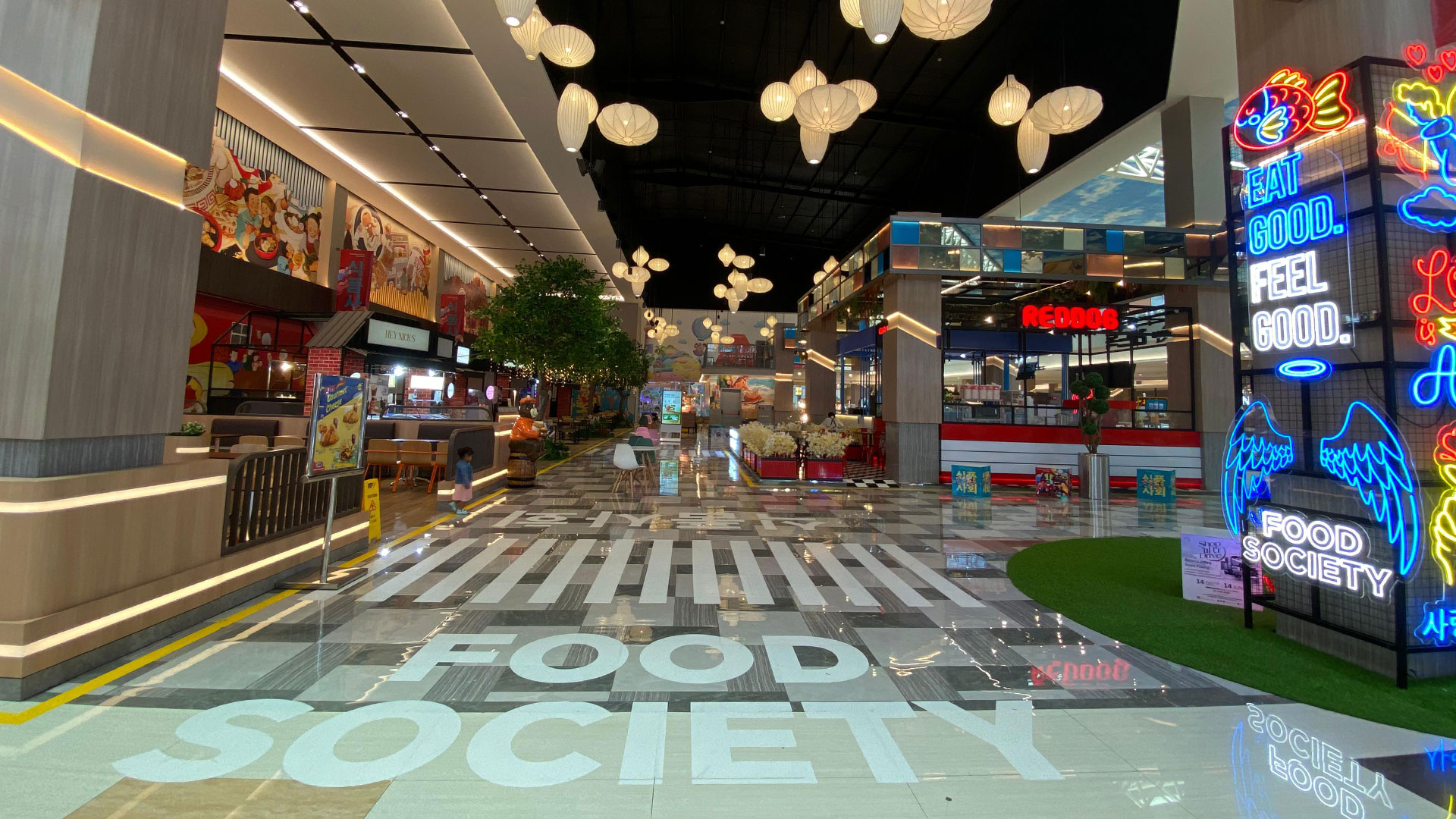 \App\Helpers\getUpload($galleryId)->alt