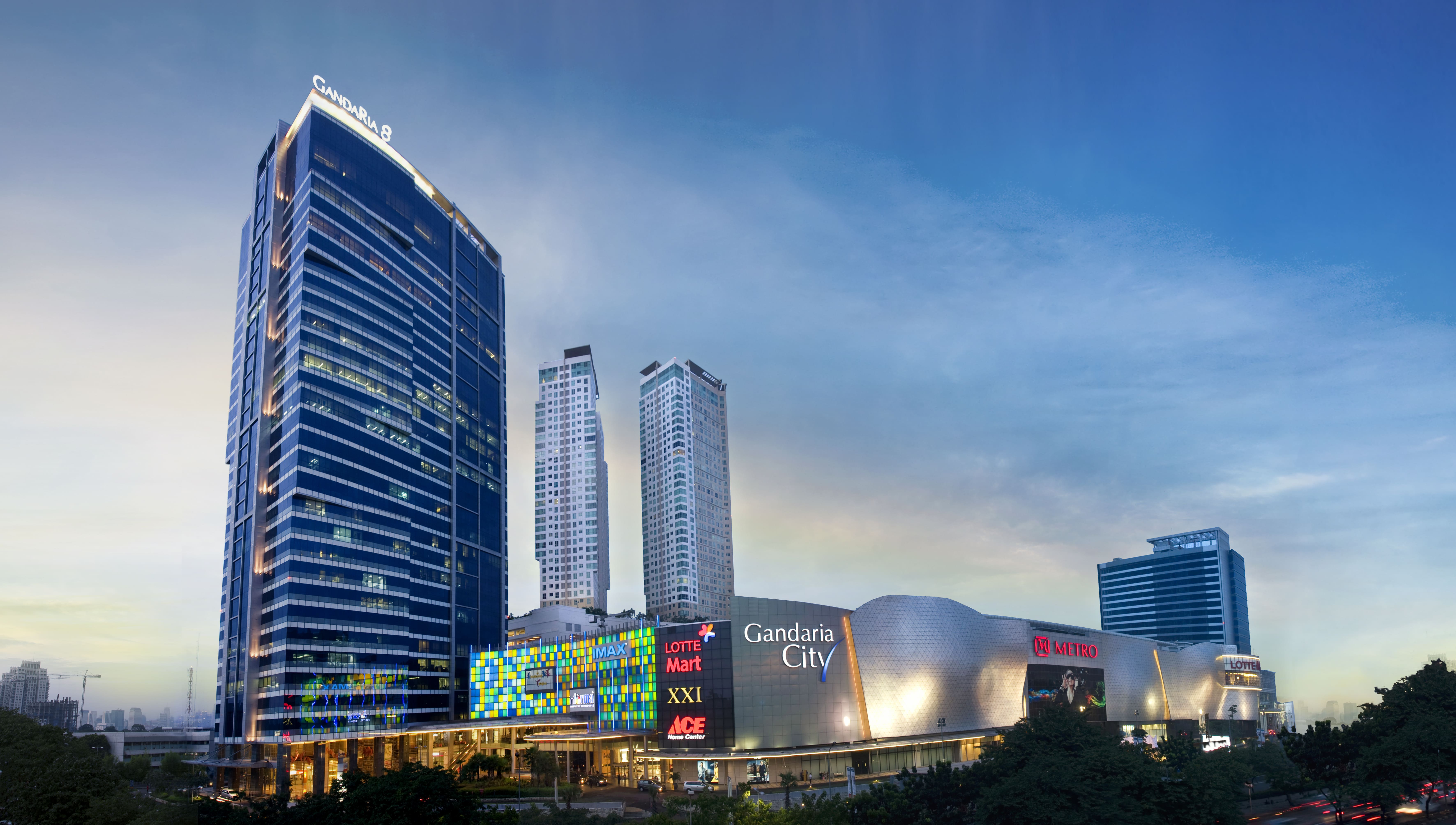 \App\Helpers\getUpload($galleryId)->alt