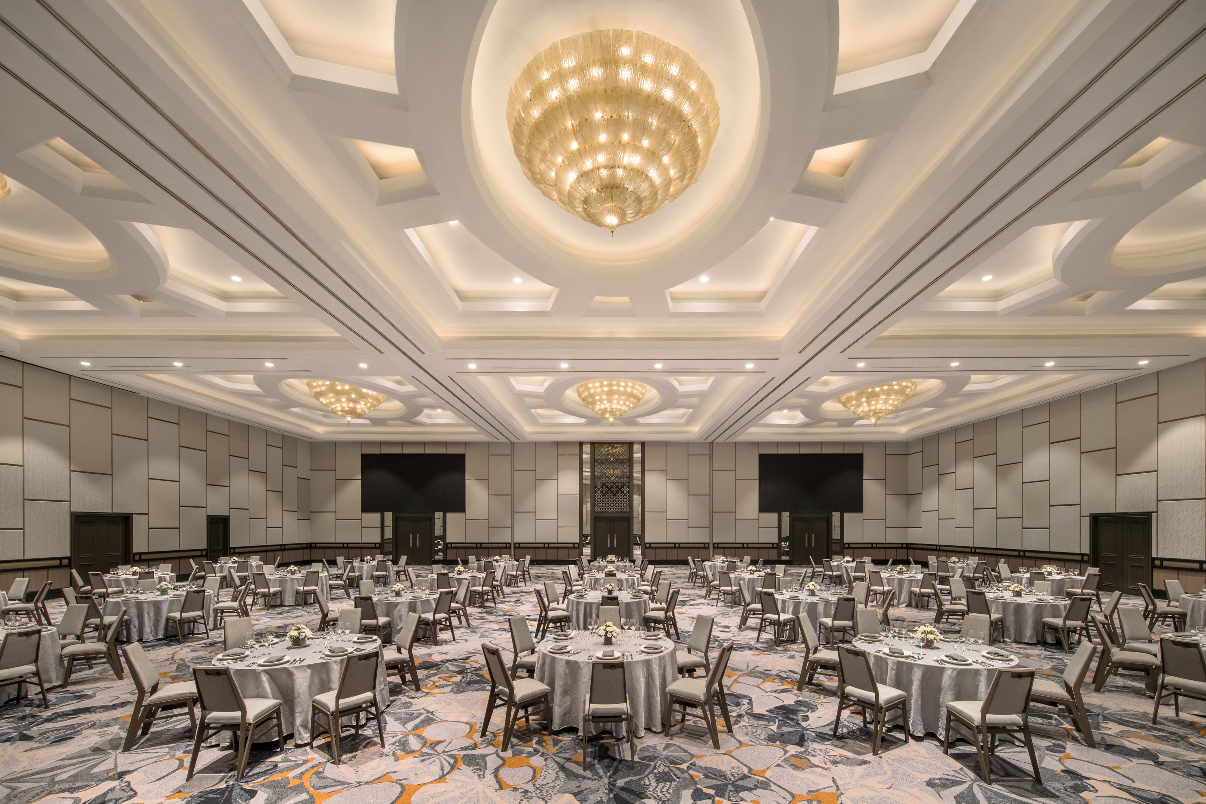 \App\Helpers\getUpload($galleryId)->alt