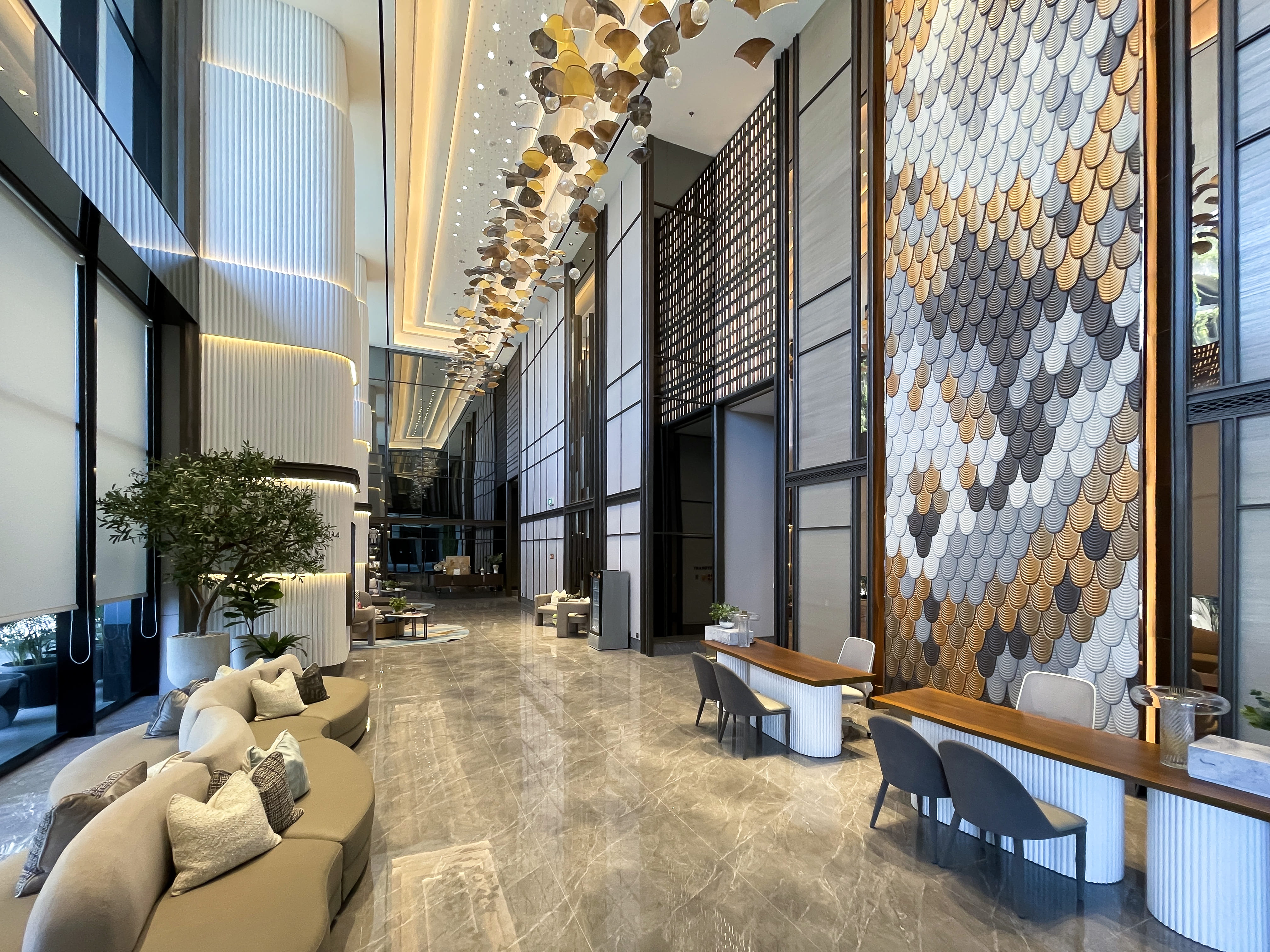 \App\Helpers\getUpload($galleryId)->alt