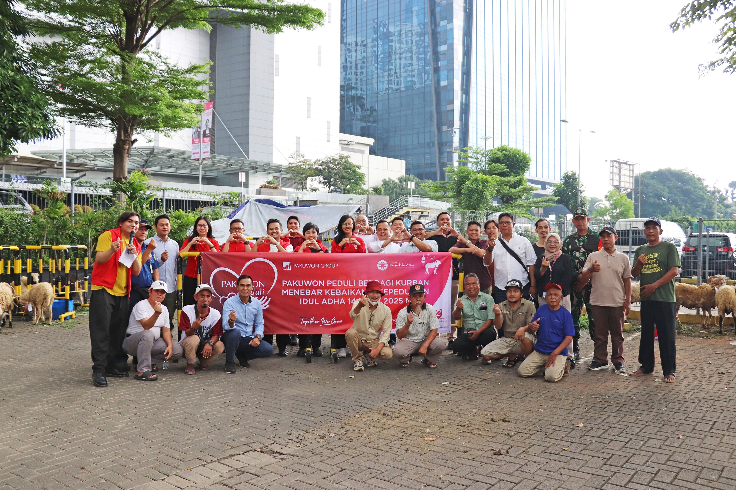 \App\Helpers\getUpload($galleryId)->alt