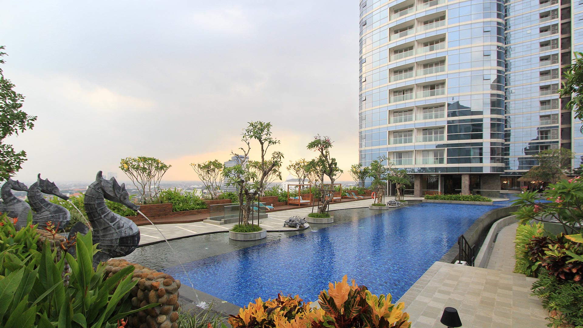 \App\Helpers\getUpload($galleryId)->alt