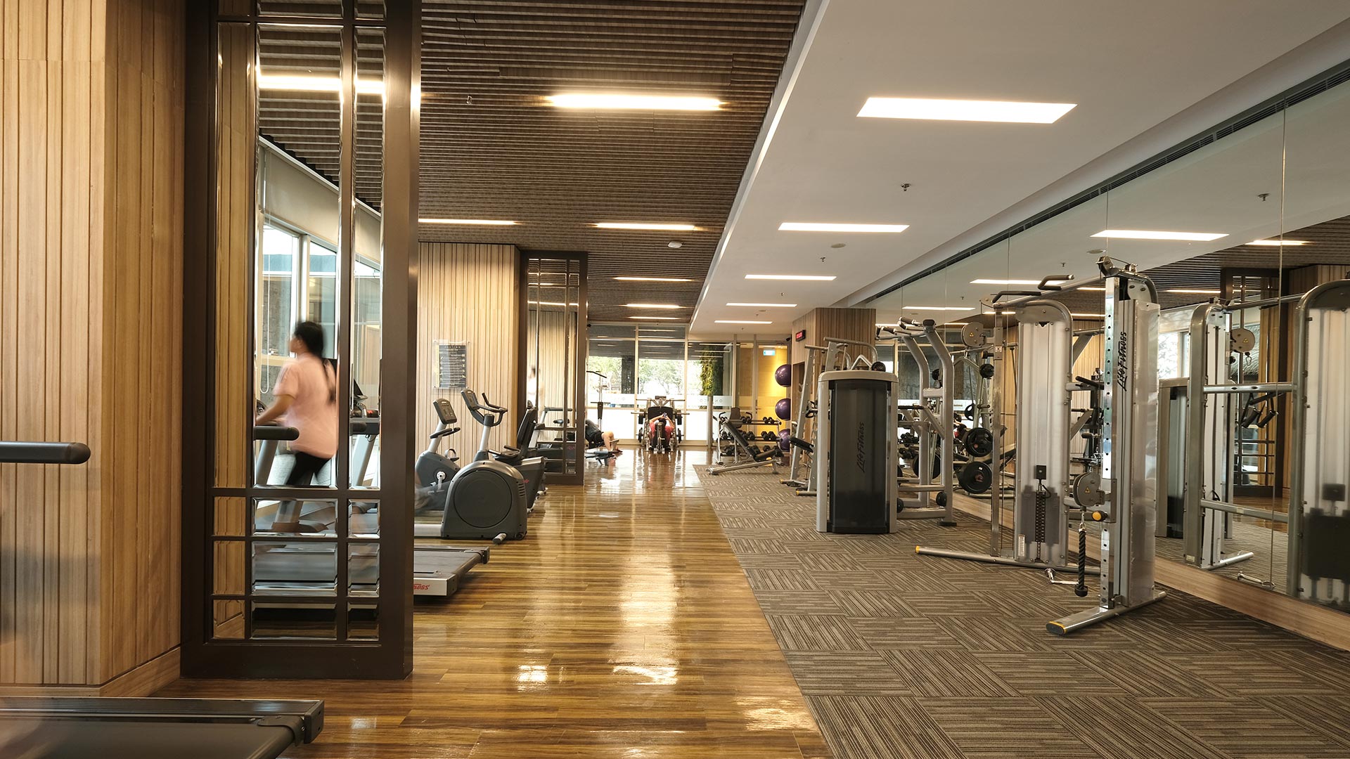 \App\Helpers\getUpload($galleryId)->alt