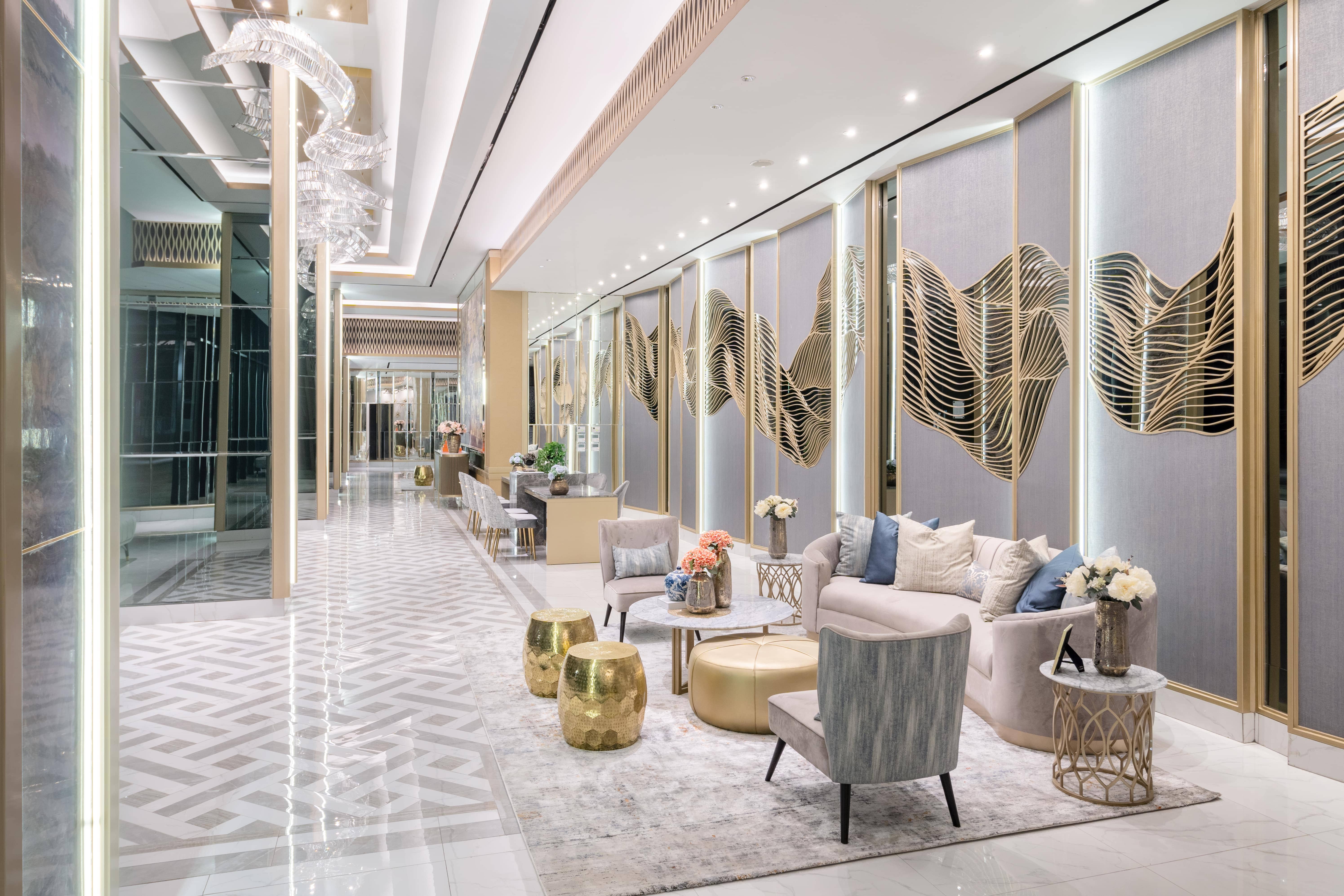 \App\Helpers\getUpload($galleryId)->alt