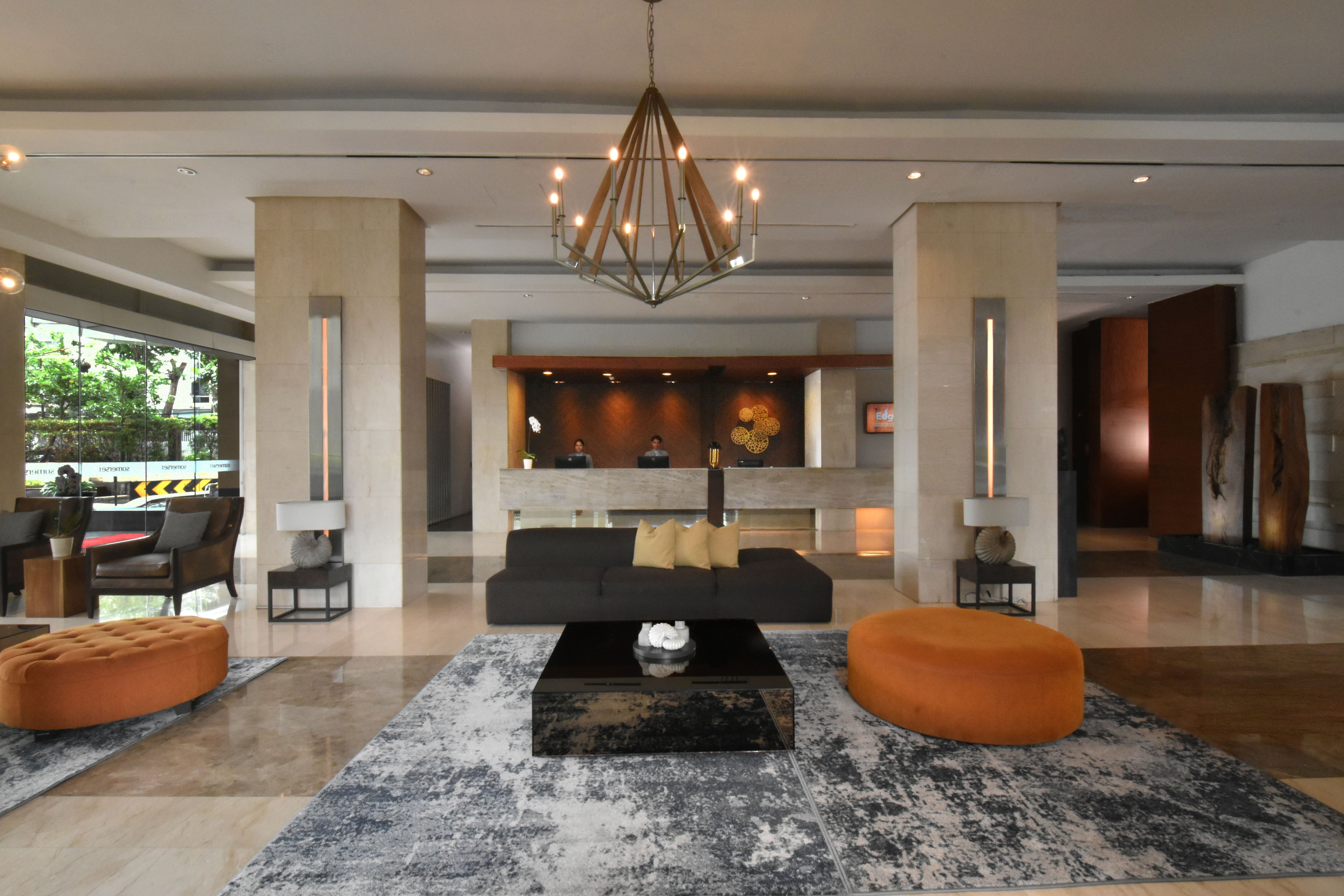 \App\Helpers\getUpload($galleryId)->alt