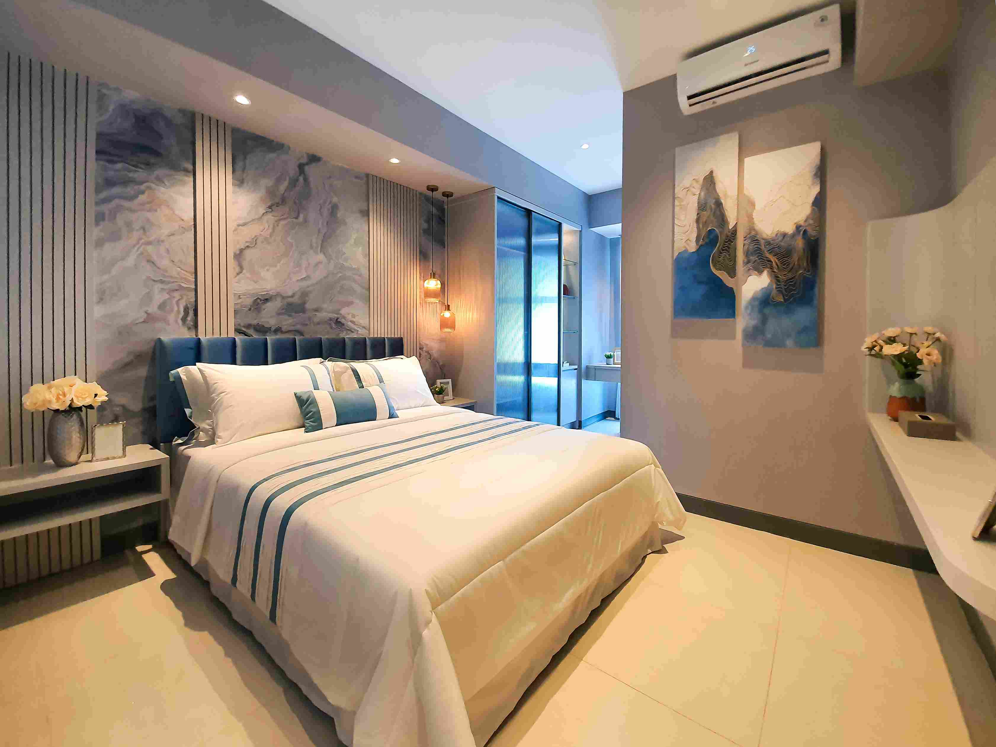 \App\Helpers\getUpload($galleryId)->alt