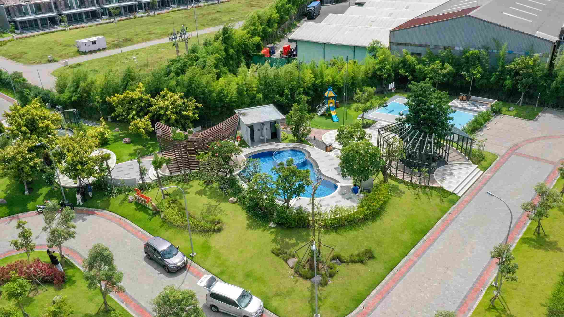 \App\Helpers\getUpload($galleryId)->alt