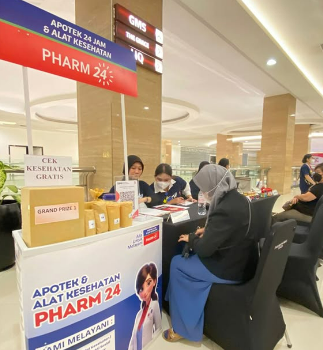 \App\Helpers\getUpload($galleryId)->alt