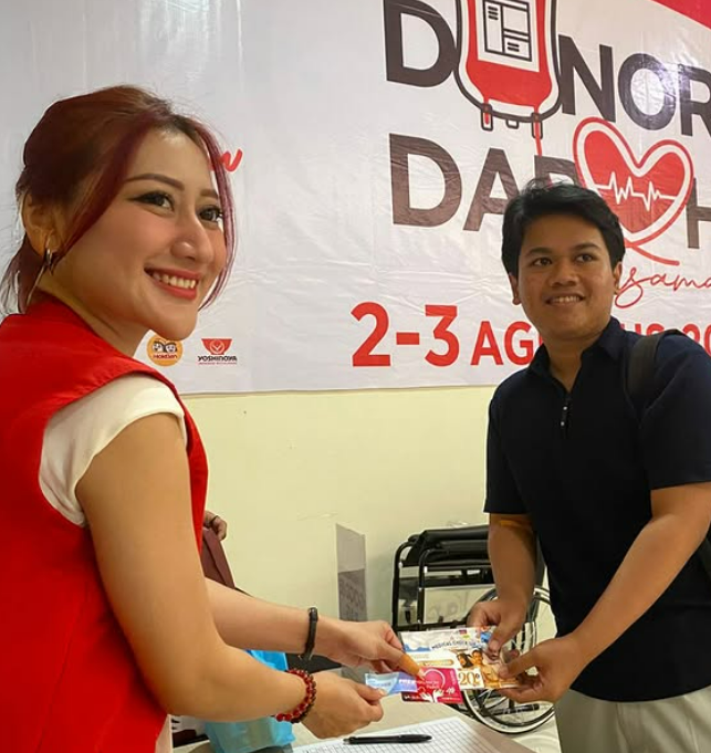 \App\Helpers\getUpload($galleryId)->alt