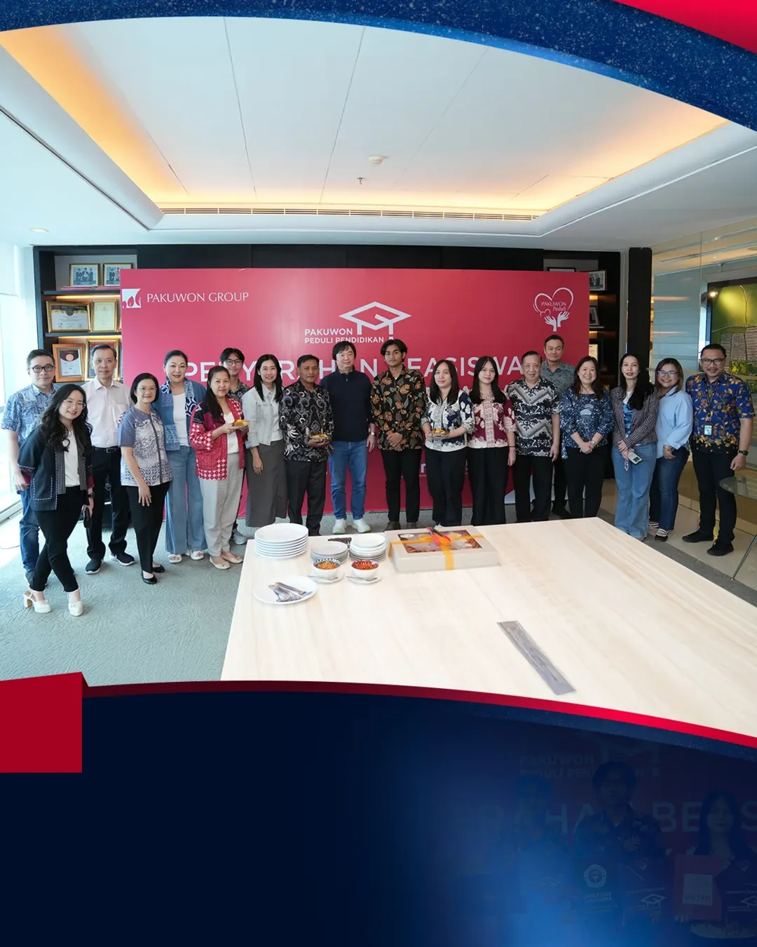 \App\Helpers\getUpload($galleryId)->alt